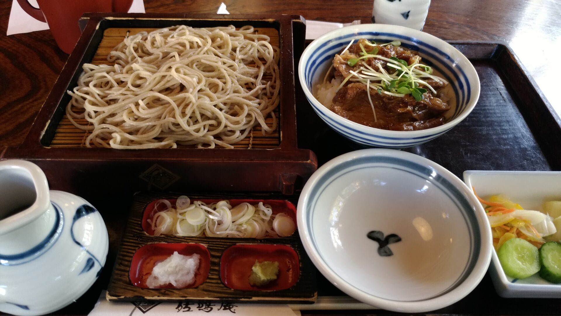 平日丼物セット