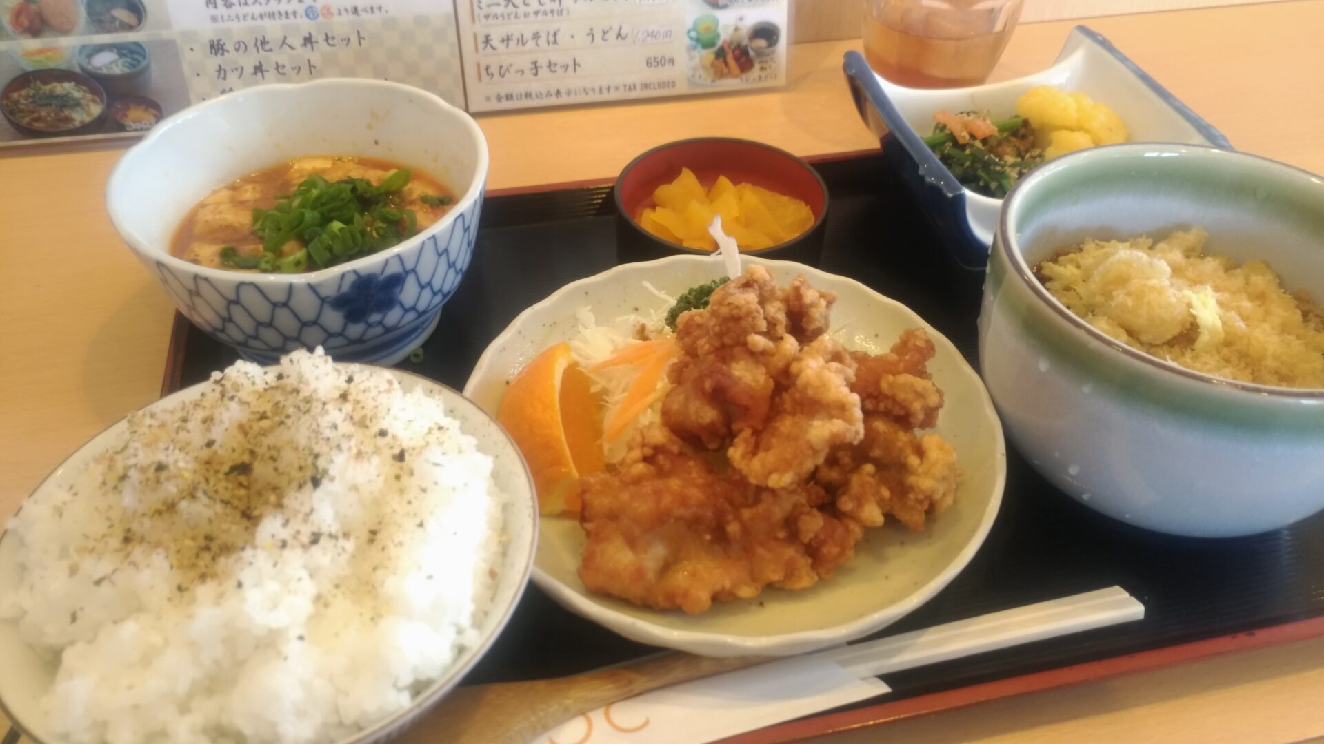 鶏の唐揚げと麻婆豆腐